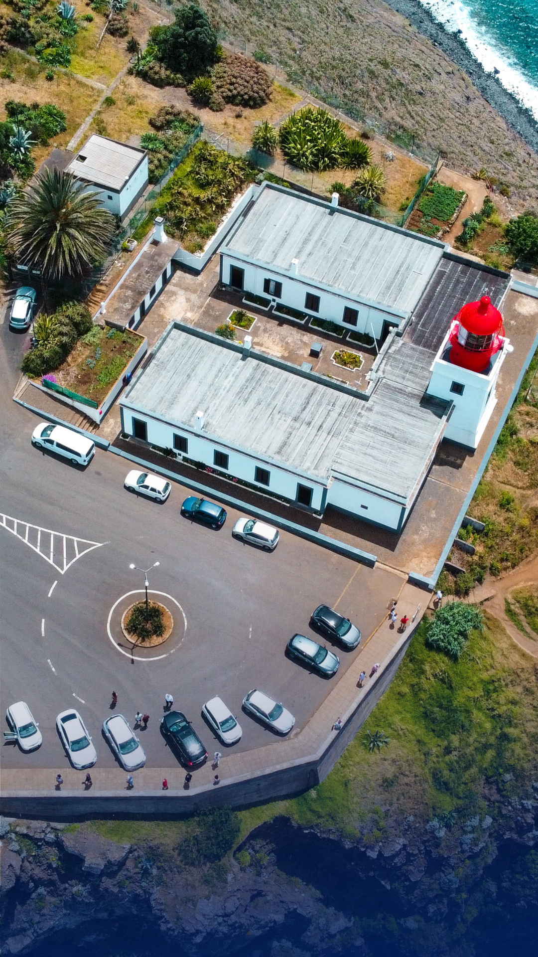 You need to discover Ponta do Pargo Lighthouse Viewpoint